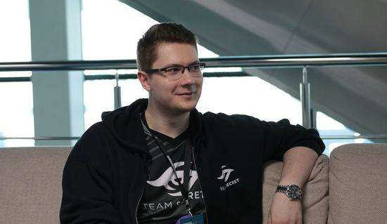 更是为了传 更是为了传