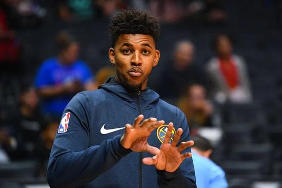 投手板接触 投手板接触